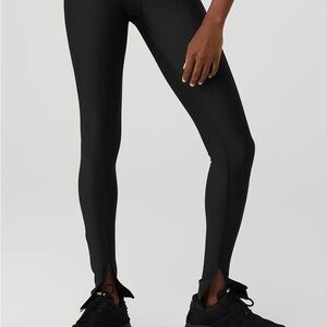 Alo Airlift High-Waist Elongated Legging. Brand new